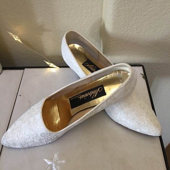 notorious england Shoes - Adrianna Papell White Lace Heels